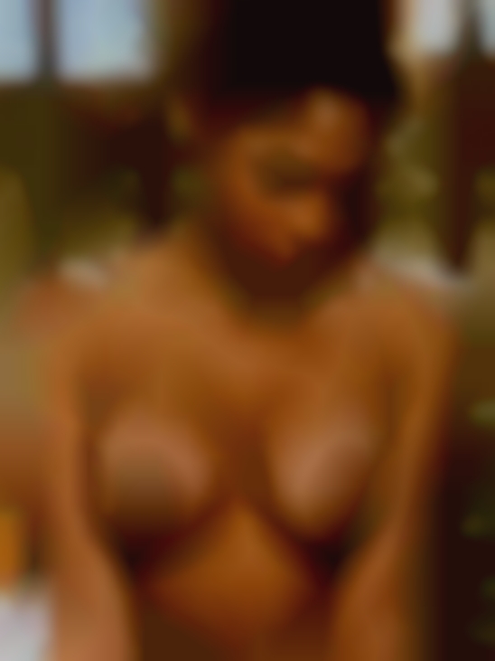 Horny woman Eden